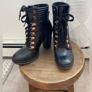 Black reptile leather boots. Size 7.5